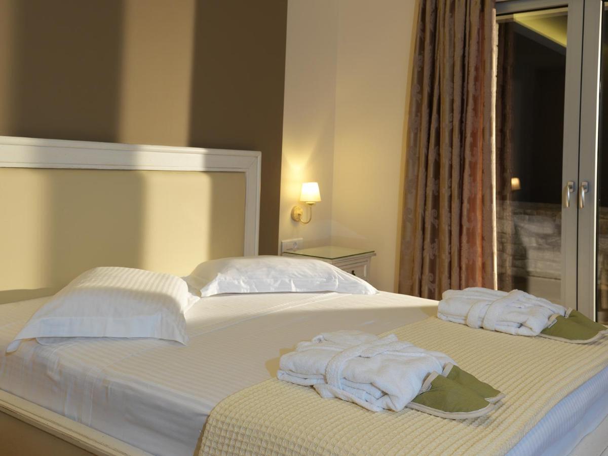 Nestani Hondos Classic Hotel & Spa מראה חיצוני תמונה